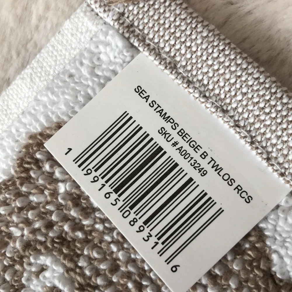 Nautica Beige and White Coastal Sea Life Bath Towels
